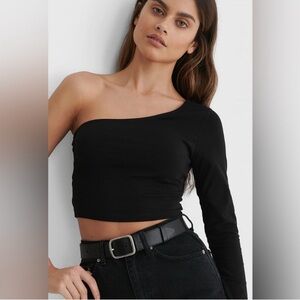 Siren Lily Black One Shoulder Asymmetrical Crop Top, Size Small